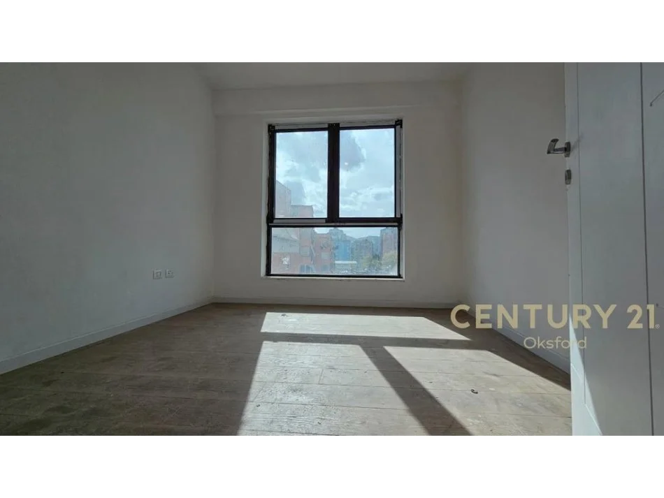 Tirane, jepet me qera apartament 2+1 Kati 6, 93 m² 1.000 € (Myslym Shyri)