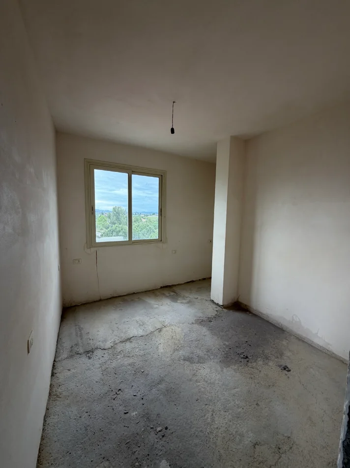 Durres, shitet apartament 2+1+Ballkon Kati 2, 70 m² 80.000 € (Qerret kavaje)