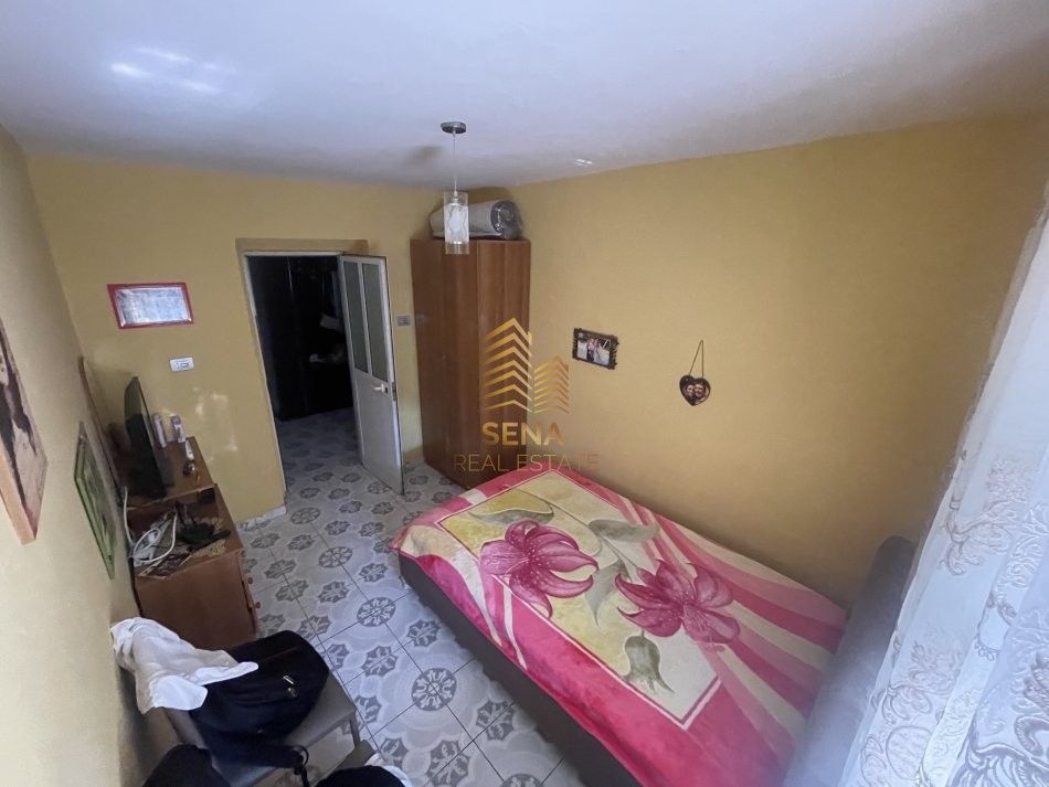 Tirane, shitet apartament 2+1 Kati 2, 65 m² 130.000 € (Rruga Ramiz Zakja)