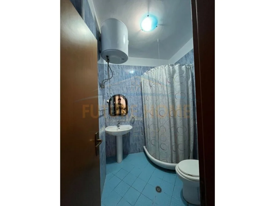 Tirane, shitet apartament 2+1+Ballkon Kati 6, 114 m² 216000 € (21 Dhjetori)