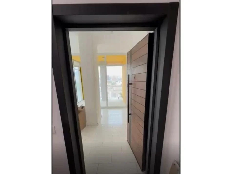 Tirane, shitet apartament 2+1+Aneks+Ballkon Kati 2, 123 m² 185.000 € (Bulevardi i Ri)