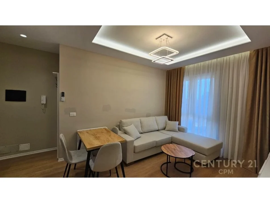 Tirane, jepet me qera apartament 1+1 Kati 4, 52 m² 600 € (Jordan Misja)