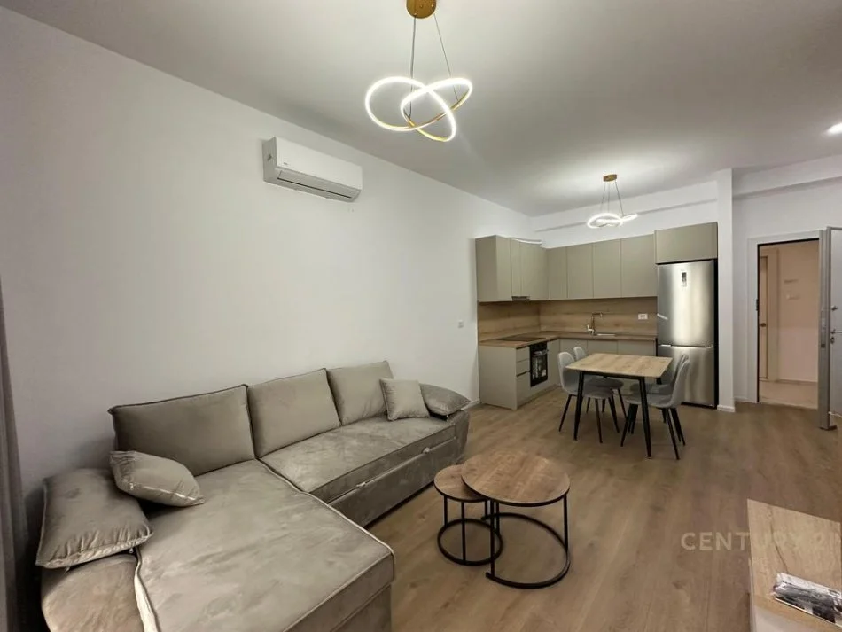 Tirane, jepet me qera apartament 2+1 Kati 5, 76 m² 550 € (Residenca Kaimi)