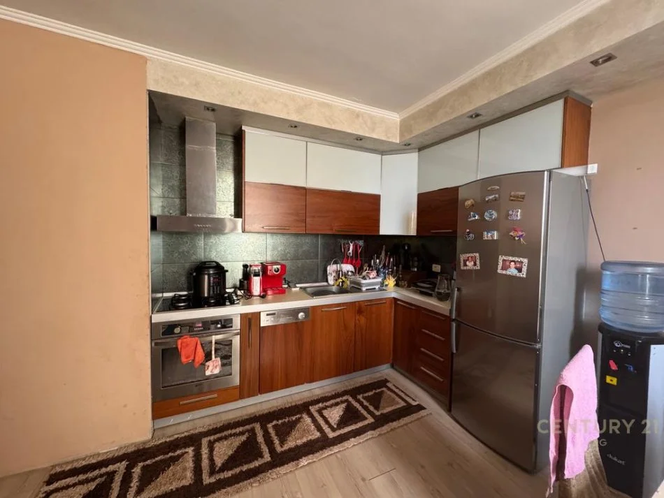 Tirane, shitet apartament 1+1 Kati 2, 75 m² 78.000 € (Shkoze)