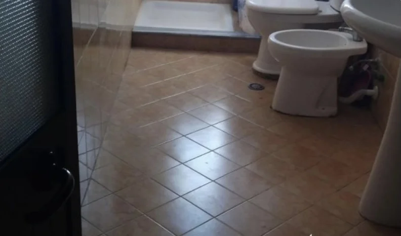 Tirane, jepet me qera apartament 3+1 Kati 7, 90 m² 50.000 € 