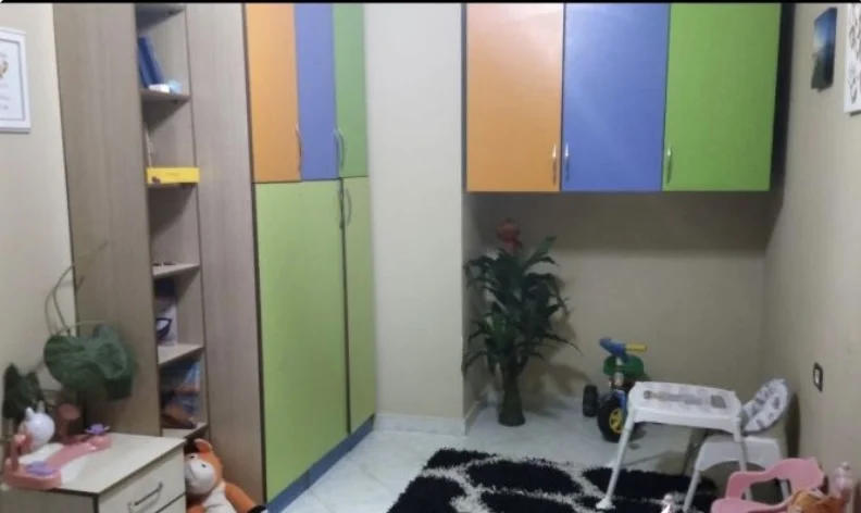 Tirane, jepet me qera apartament 3+1 Kati 7, 90 m² 50.000 € 