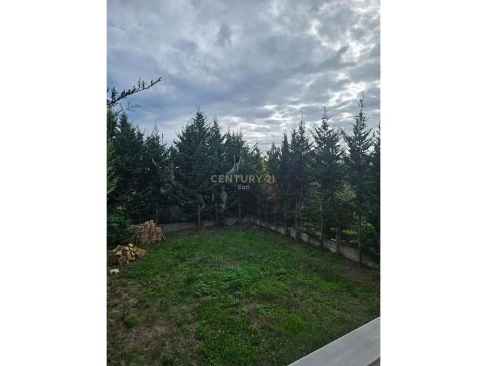 Durres, shitet Vile 2 Katshe Kati 2, 500 m² 320.000 € (Golem)