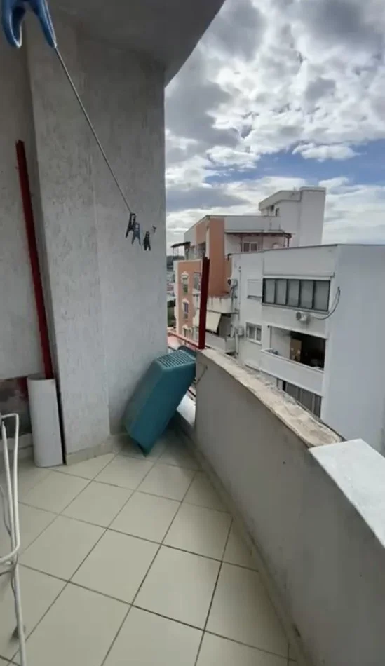 Tirane, shitet apartament 1+1 Kati 6, 58 m² 85.000 € (Terminali Autobusave te kthesa e Kamzes)