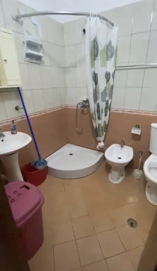 Tirane, shitet apartament 1+1 Kati 6, 58 m² 85.000 € (Terminali Autobusave te kthesa e Kamzes)