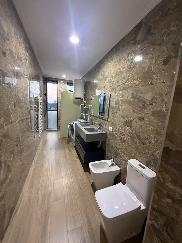 Tirane, shitet apartament 2+1+Ballkon , 124 m² 310.000 € (Prane Vet Hospital, Tirane)