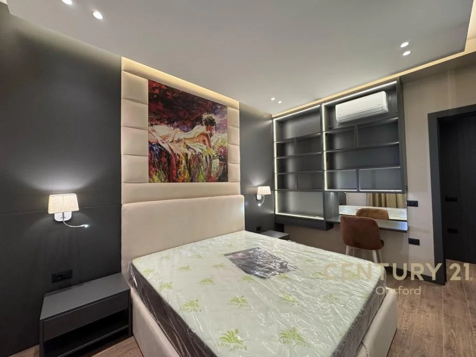 Tirane, jepet me qera apartament 1+1 Kati 5, 78 m² 900 € (E kavajes)