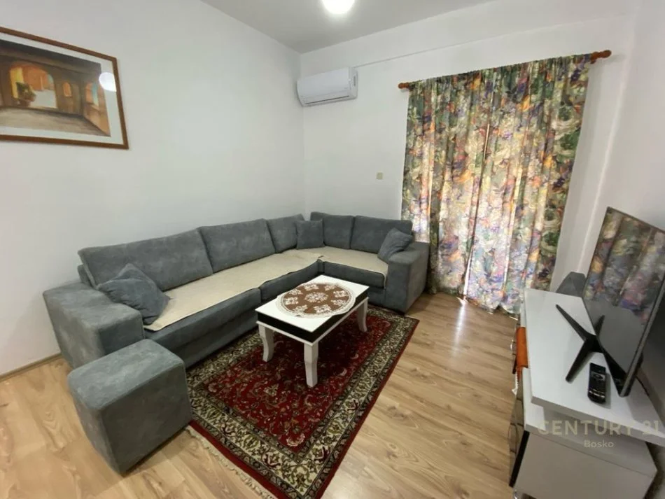 Tirane, jepet me qera apartament 1+1 Kati 1, 60 m² 686.040.169 € (Don bosko)