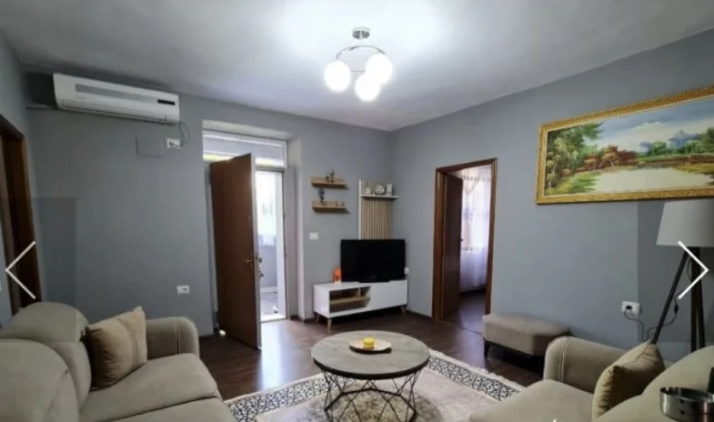 Tirane, jepet me qera apartament 2+1 Kati 0, 120 m² 700 € (Ruga Ali Begeja Tirane, Shqiperia)