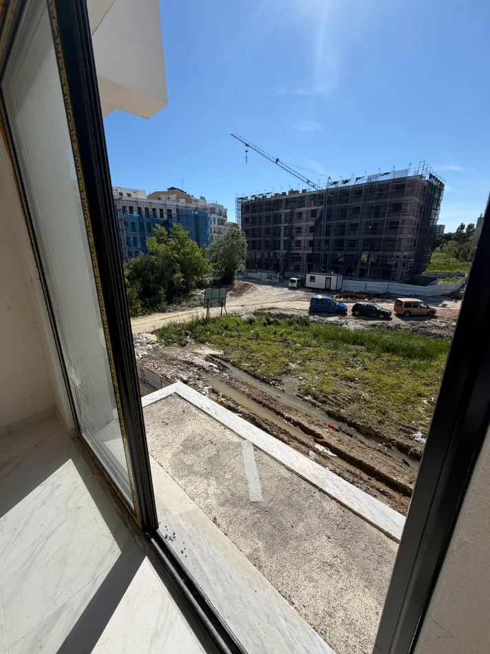 Durres, shitet apartament 1+1+Ballkon Kati 2, 50 m² 60.000 € (Mali robit)