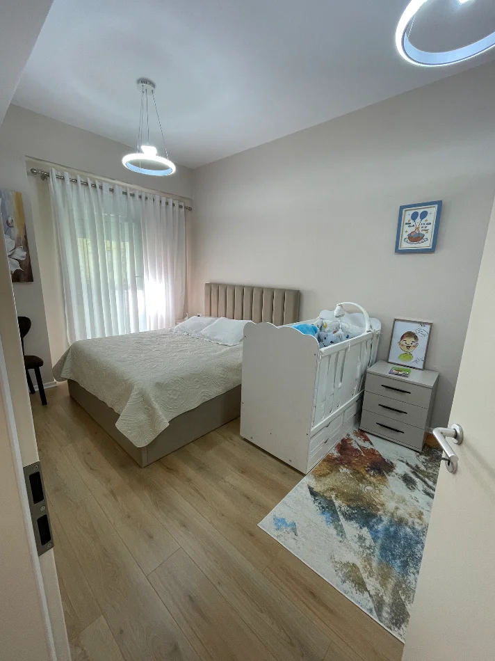 Tirane, shes apartament 1+1+Ballkon Kati 2, 63 m² 120.000 € (Rruga Pasho Hysa)