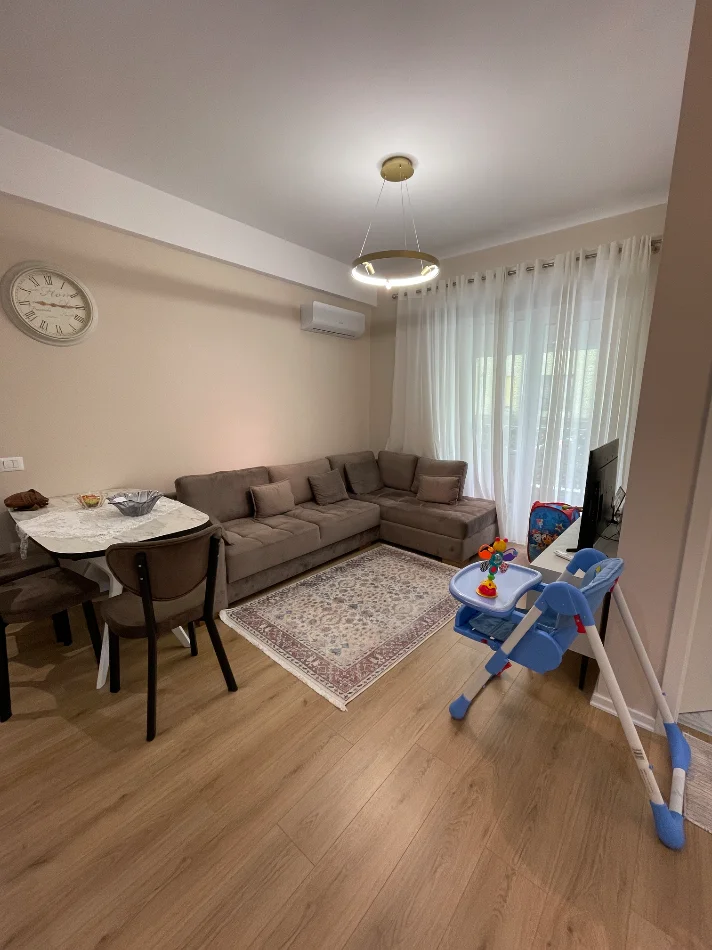 Tirane, shes apartament 1+1+Ballkon Kati 2, 63 m² 120.000 € (Rruga Pasho Hysa)