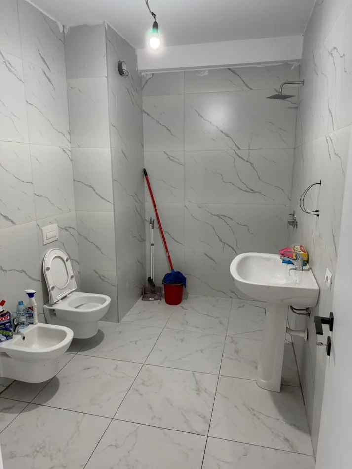 Tirane, shitet apartament 1+1 Kati 4, 83000 € (I Mbaruar Tek Color Splash Rezidence Paskuqan)