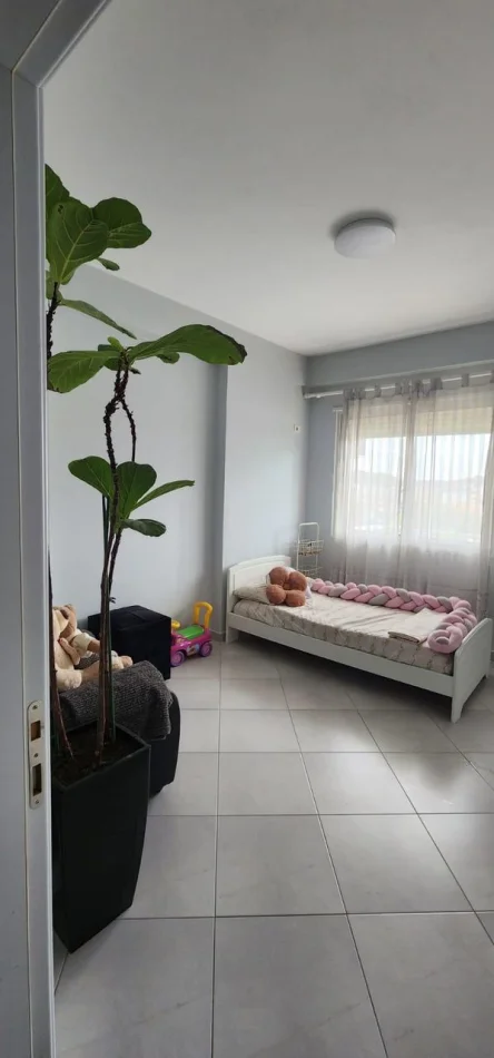 Tirane, jepet me qera apartament 2+1 Kati 4, 75 m² 550 € (American Hospital 3)