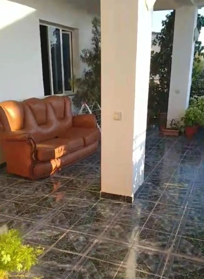 Tirane, jepet me qera apartament 2+1 Kati 2, 70 m² 450 € (Qytet Studenti)