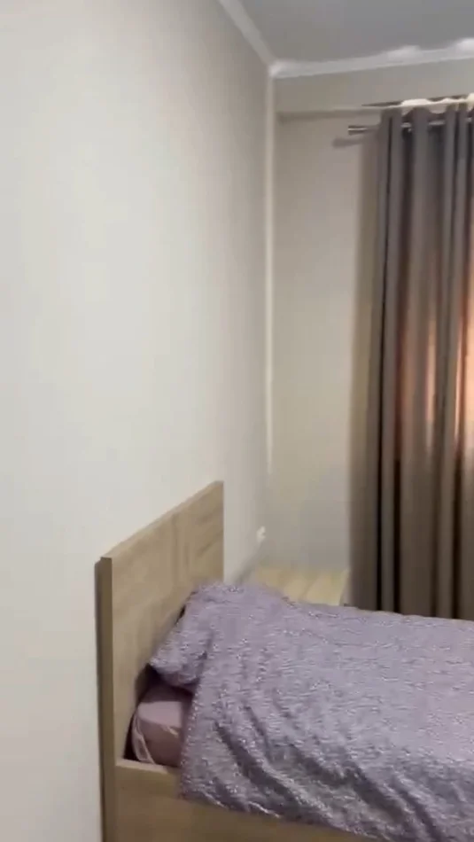 Tirane, jepet me qera apartament 2+1 Kati 4, 100 m² 650 € (Rruga Xhanfize Keko)