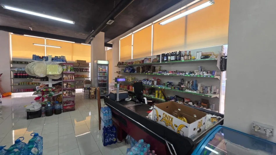 Tirane, jepet me qera ambjent biznesi Kati 0, 130 m² 1.800 € (Selvia)