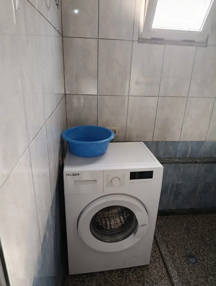 Tirane, jepet me qera apartament 1+1 Kati 2, 70 m² 350 € (Poshte Spitali Amerikan 2)