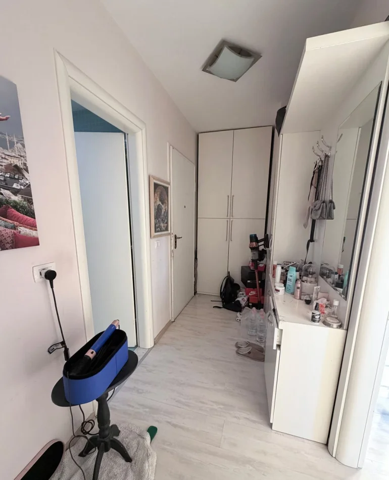 Tirane, jepet me qera apartament 1+1 Kati 8, 78 m² 550 € (Materniteti i Ri)