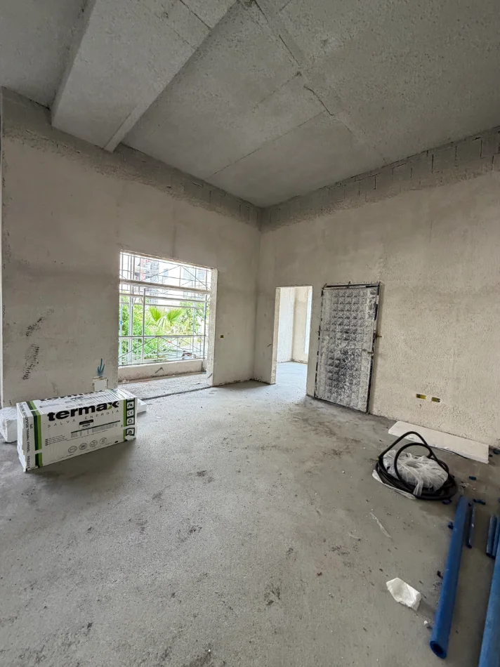 Durres, shitet apartament duplex 3+1+Ballkon Kati 1, 118 m² 100.300 € (Golem)