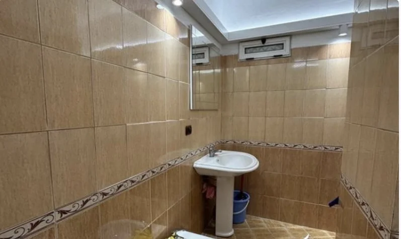 Tirane, jepet me qera apartament 1+1 Kati 3, 65 m² 47.000 € (Rruga Xhanfize Keko Tirane, Shqiperia)