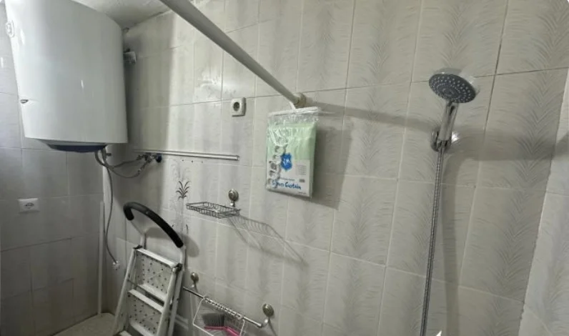 Tirane, jepet me qera apartament 2+1 Kati 5, 75 m² 50.000 € (Rruga e Kavajes Tirane, Shqiperia)