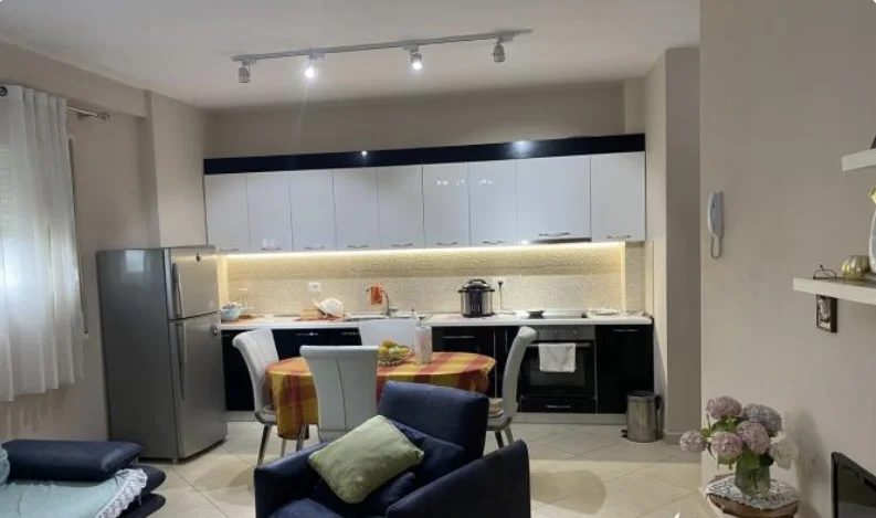Tirane, jepet me qera apartament 1+1 Kati 2, 65 m² 50.000 € (Rruga Idriz Dollaku Tirane, Shqiperia)