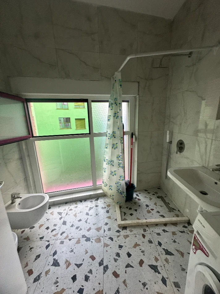 Tirane, shitet garsonier Dublex Kati 2, 32 m² 64.000 € (Pasho Hysa ,Kompleksi Mangalem ,Ali Dem)
