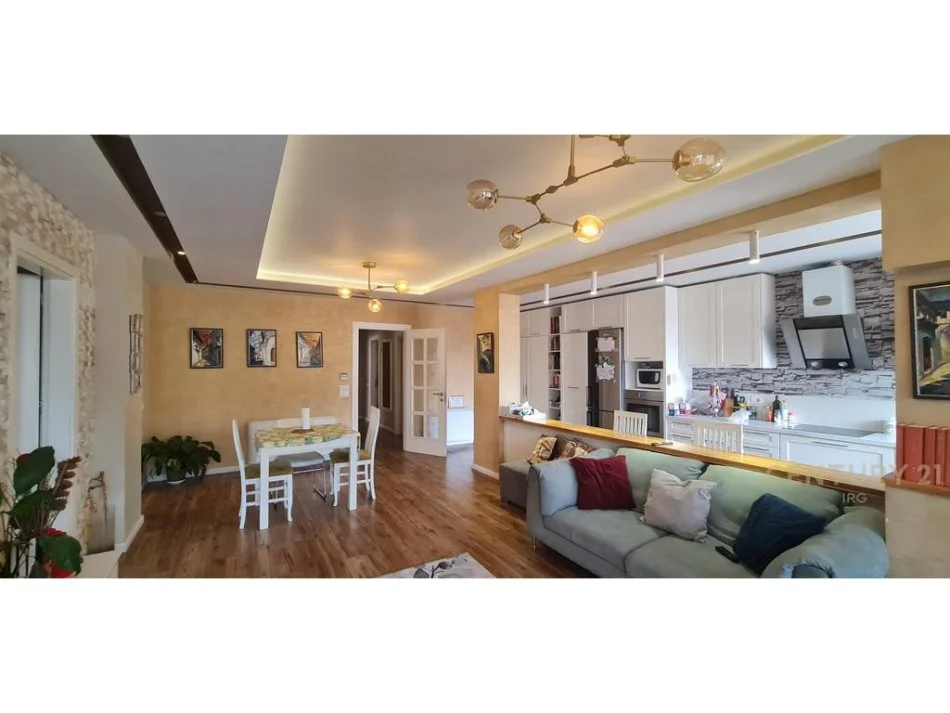 Tirane, shitet apartament 3+1+2 dhe garazh, Kati 5, 155 m² 370.000 € (Kopshti Botanik)