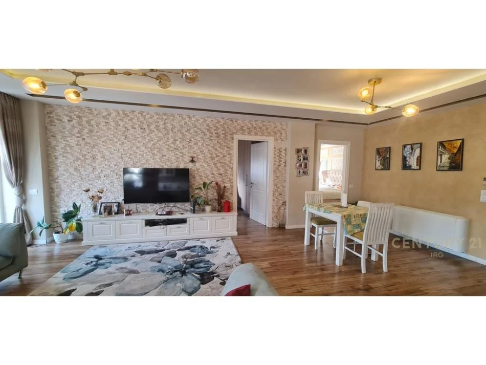 Tirane, shitet apartament 3+1+2 dhe garazh, Kati 5, 155 m² 370.000 € (Kopshti Botanik)