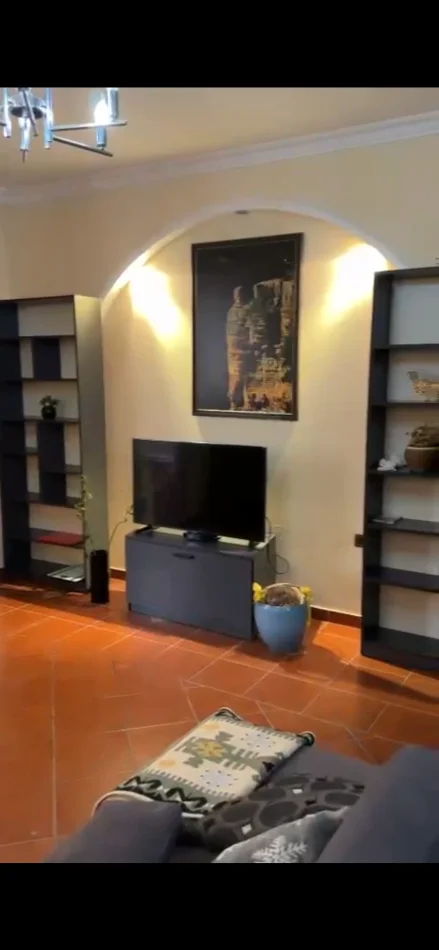 Tirane, jepet me qera apartament 2+1 Kati 4, 118 m² 850 € (Rruga Sami Frasheri Tirane, Shqiperia)