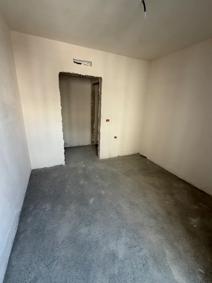 Durres, shitet apartament 2+1+Ballkon Kati 5, 104 m² 109.200 € (Golem)