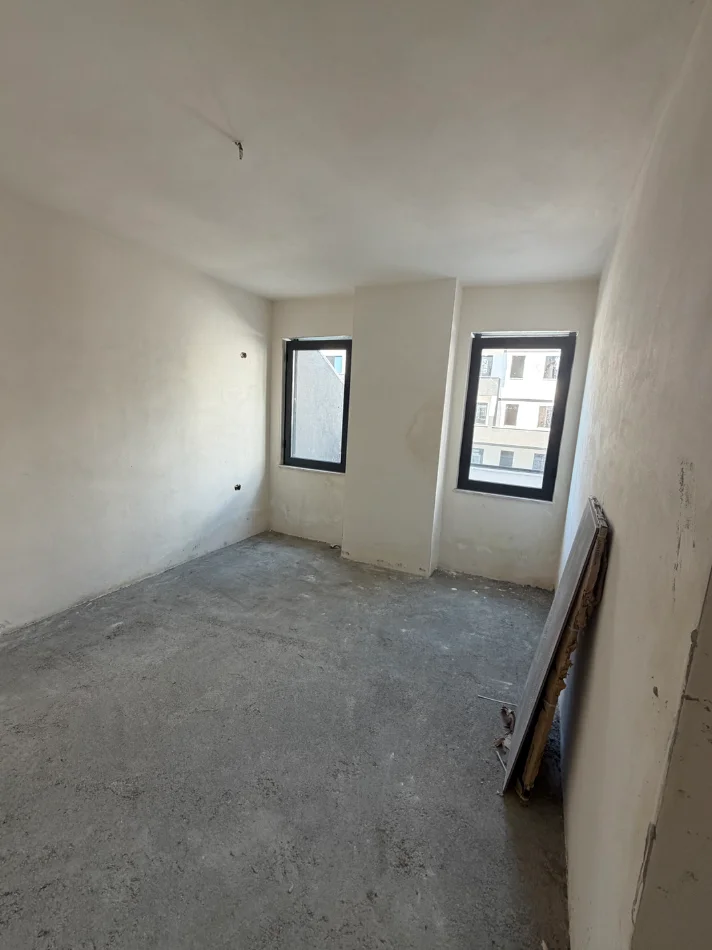 Durres, shitet apartament 2+1+Ballkon Kati 5, 104 m² 109.200 € (Golem)