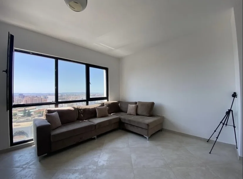 Tirane, jepet me qera apartament 1+1 Kati 11, 78 m² 550 € (Rruga E Dibres)