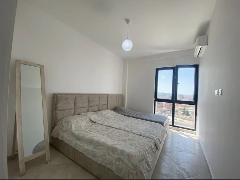 Tirane, jepet me qera apartament 1+1 Kati 11, 78 m² 550 € (Rruga E Dibres)