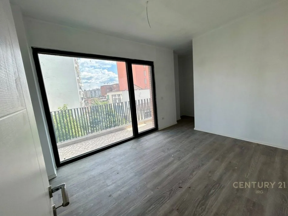 Tirane, shitet garsonier Kati 3, 56 m² 105.000 € (Qemal Stafa)