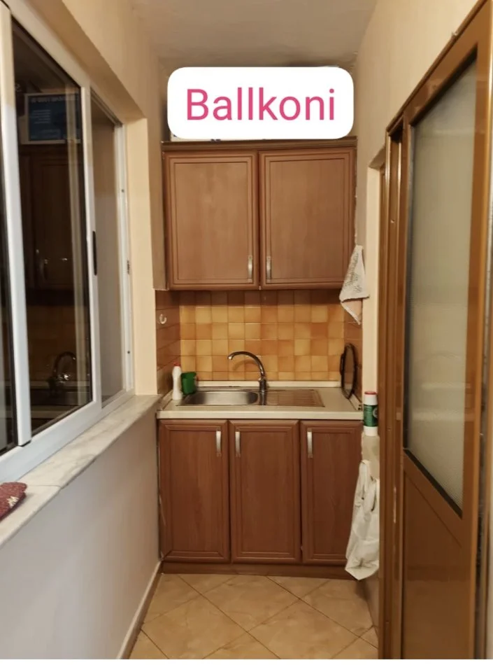 Tirane, shitet apartament 2+1Aneks+Ballkon Kati 4, 84 m² 145.000 € (Varri i bomit)