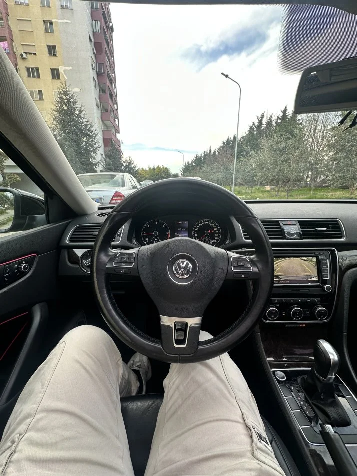 Tirane, shes makine Volkswagen passat Nafte, e zeze automatik Kondicioner 9.200 €