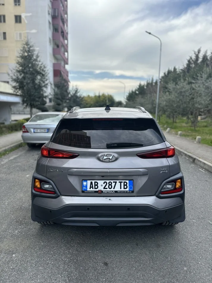 Tirane, shes makine Hyundai Nafte, gri metalizato automatik Kondicioner 12.900 €