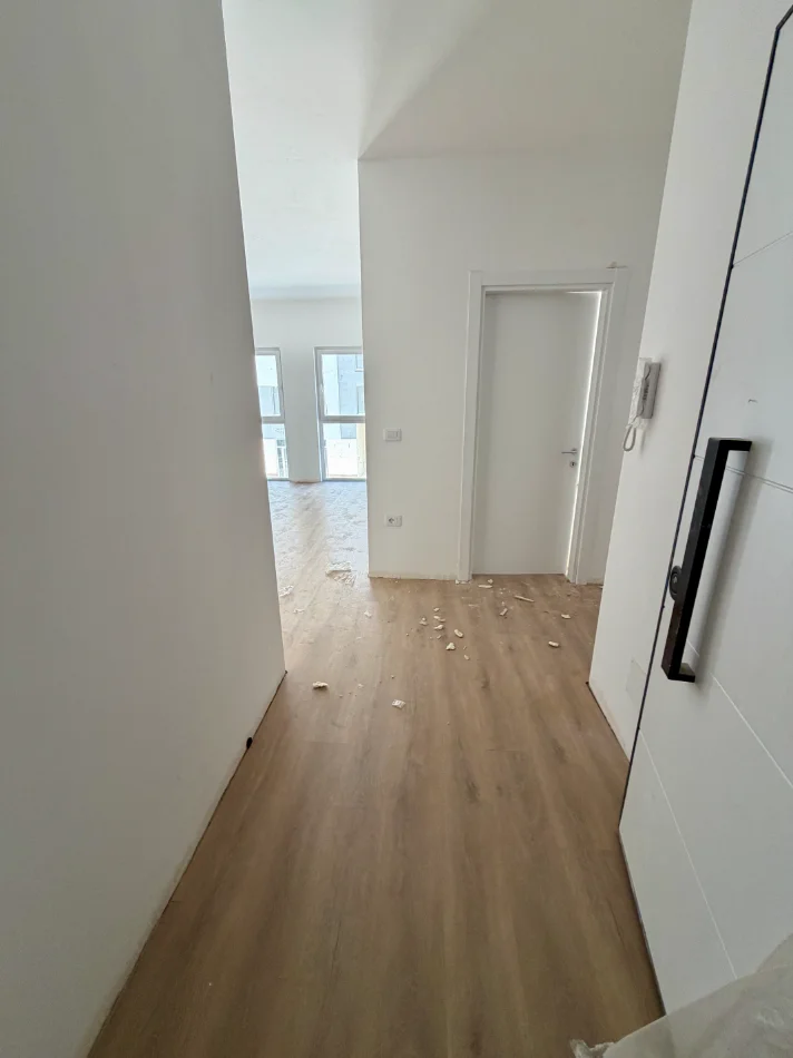 Shitet Apartament 2+1+2 te Caza Italia