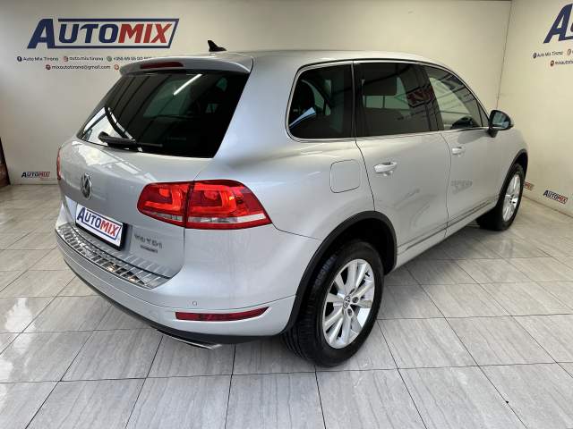 Tirane, shes xhip Volkswagen TOUAREG Viti 2011, 15.900 Euro