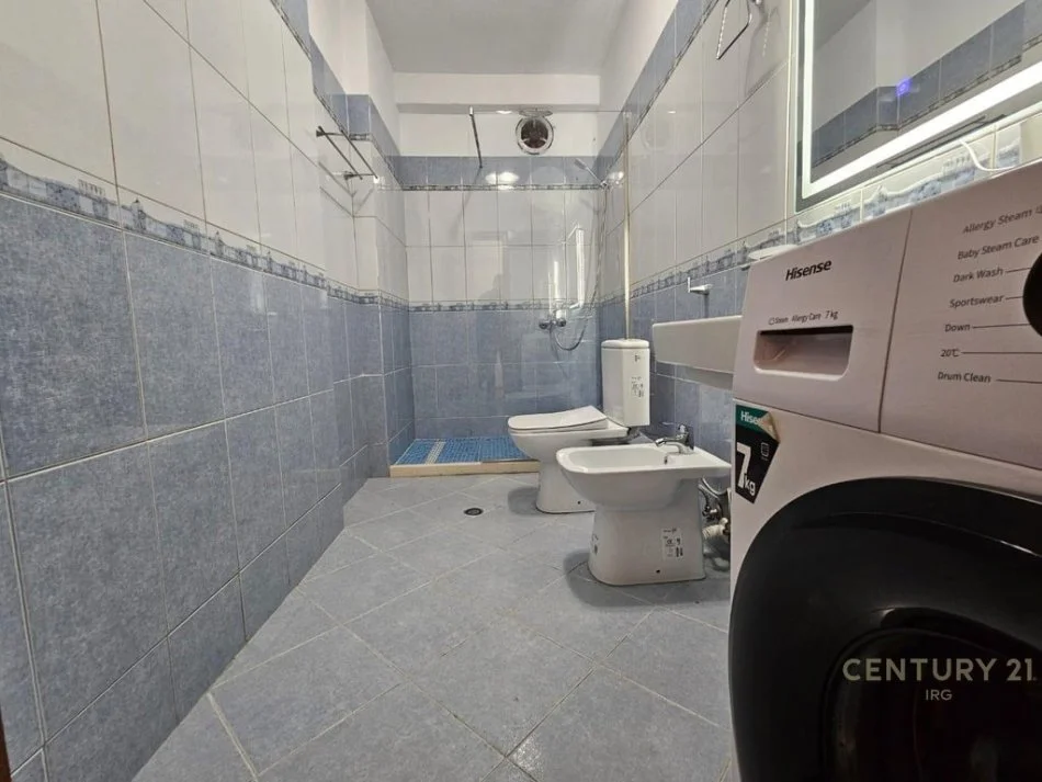 Tirane, jepet me qera apartament 1+1 Kati 2, 66 m² 600 € (Frosina Plaku)