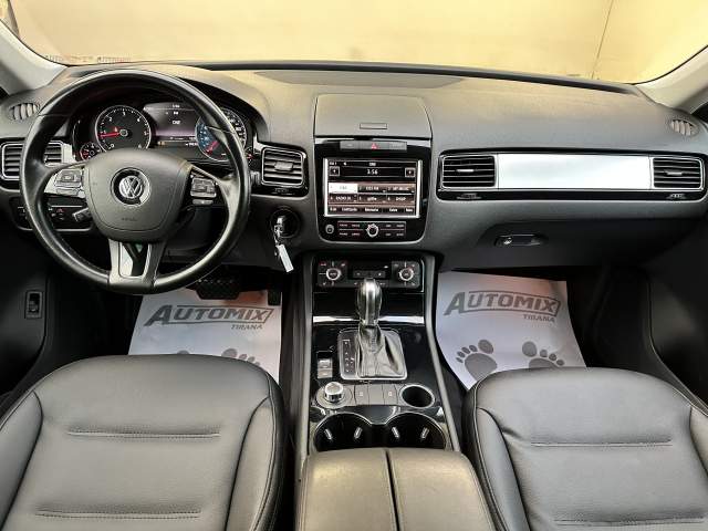 Tirane, shes xhip Volkswagen TOUAREG Viti 2011, 15.900 Euro