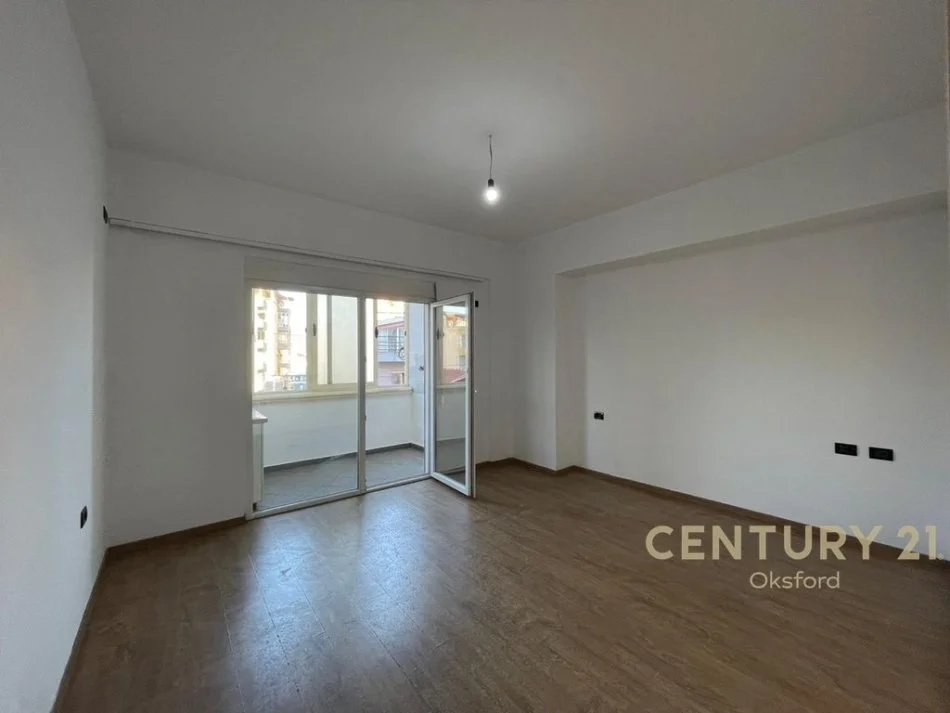 Tirane, shitet apartament 2+1 Kati 3, 70 m² 140.000 € (Kodra e Diellit)