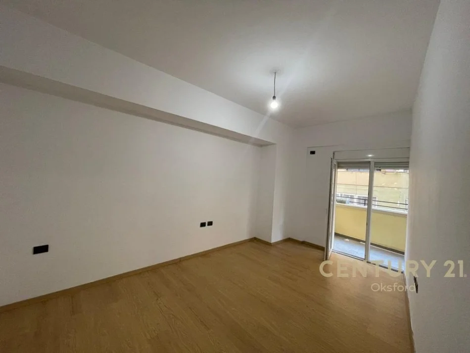 Tirane, shitet apartament 2+1 Kati 3, 70 m² 140.000 € (Kodra e Diellit)