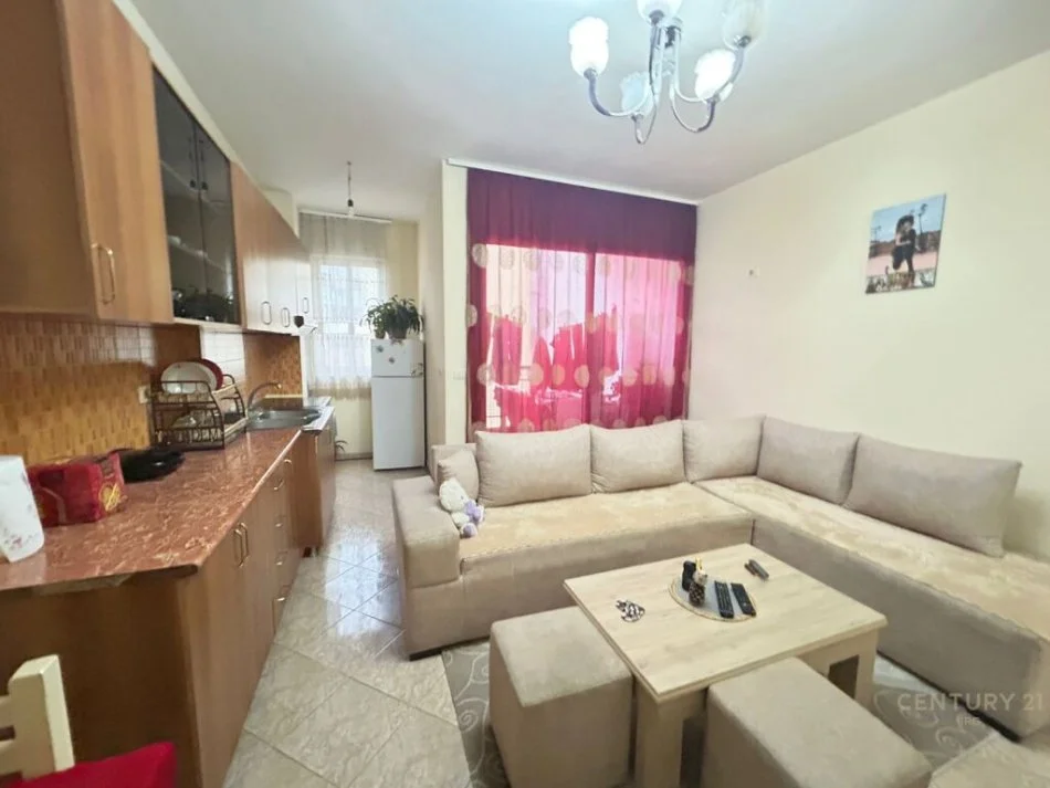 Tirane, shitet apartament 2+1 , 90 m² 135.000 € (Astir)